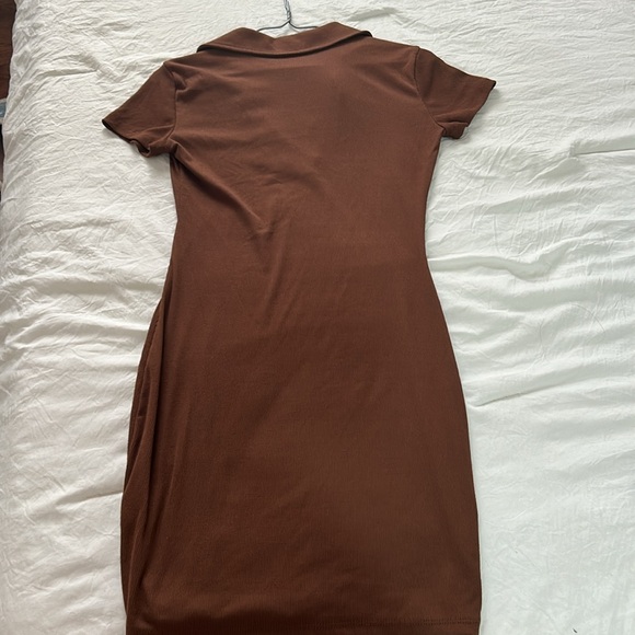 Brown body-con collared midi dress - Picture 3 of 3